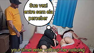 Esposa de olhos vendados chamei meu amigo pra meter nela