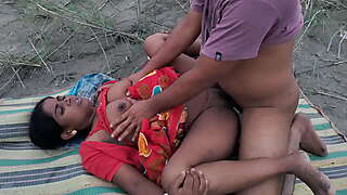 Outdoor fucking in a my best boudi last Time