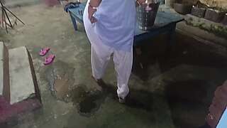 First Time Indian Cute Girlfriend Outdoor Sex