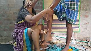 Indian Hot Stepmom with Young Boy Beautiful Creampee Sex Video