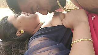 Desi Indian Marathi Kavita Vahini Fuck with Boyfriend in Jungle