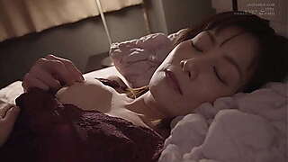 O Meu Filho Nunca Parou de Mamar Nos Meus Peitos [Legendado] Mariko Kotou