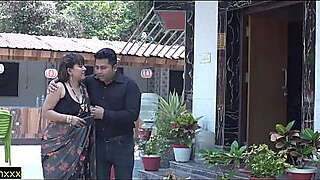 Indian Beautiful girl sex before marriage and comments about her fianc&eacute_!