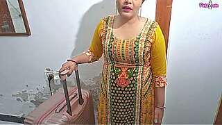 New Year Enjoy-Huge Ass Sister shared Room in OYO with her stepborther, She got hard fucked and Hot orgasm.