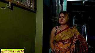 Amazing Sex with Beautiful Neighbor Bhabhi! Sudden Sex