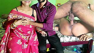 बायोलॉजी ट्यूशन सर ने स्टूडेंट की सौतेली माँ को चोदा अकेले में