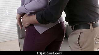 Undercover Fbi Agent Fuck the Hijab Wife to Save Her Husband from Getting Arrested - Hijablust