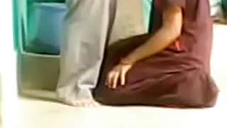 Indian amateur sex video of a horny couple on the floor