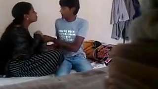 DESI BHABHI ENJOYING WITH junior DEVAR