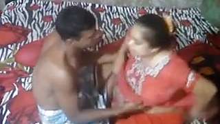 Desi aunty caught