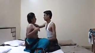 Kinky desi amateurs enjoy oral sex on the bed