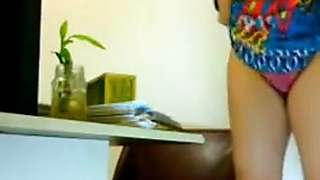 Sexy girl getting horny in office -indian looks