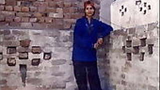 pakistani girl in hotel