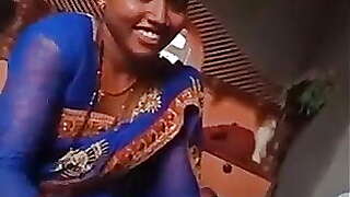 Village Bhabhi Playing With Dver Dick