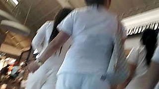 Group of chicas ass parade