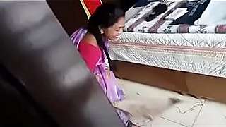 Desi maid flash2