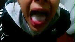 girlfriend cum swallow