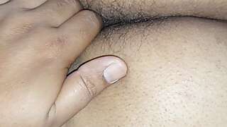 Nind me maa ki panty khol kar gand dekhi. Indian big hairy ass.