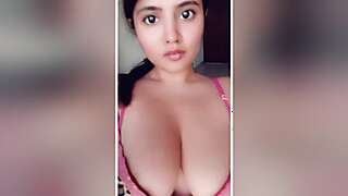 Hot Paki Girl Shows Her Boobs And Pussy Part 2