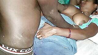 Cute desi aunty sex her boyfriend