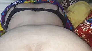 Aj neighbour boy ne  neighbour hot girl ko lund ka maza diya hindi sex xxx video