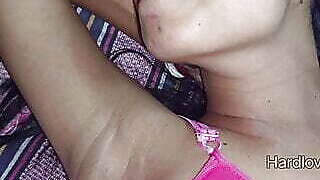 Housewife ki Chut Lick pleasure fingering Bohat Majha Aarahi Hai