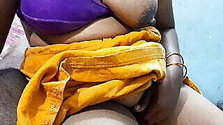 South Indian bhabhi hand job homemade