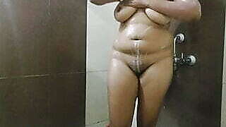 Bhabhi ji ne kiya massage