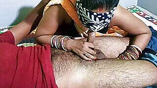 Pati ka mood nhi tha Sex fir bhi wife ne jabardasti Land Khada karke chudai karayi