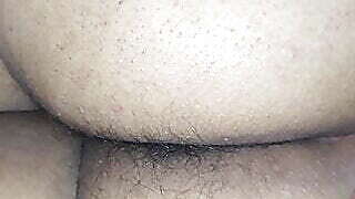 Maa ke bade bade chutado ki malish or gand me ungli dali.