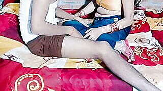 Gaon wali frend ki ghar men dard bhari chudai