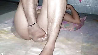 Bhabhi ki full chadai video my house and seen now.