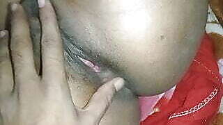 Bihari bhabhi ko jamkar choda Puri raat god m betha kar