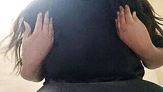 Bhabhi ji ne kiya sabko apne badan se madhosh