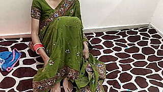 Indian Hot Stepmom has hot sex with stepson in kitchen! Father doesn'_t know, with clear Audio, Indian Desi stepmom dirty talk  in hindi audio