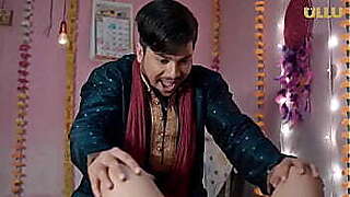 पागल पती के साथ हो गई शादी पतनी को नही करपाया खुश