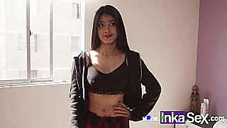 Teen latina inocente termina siendo follada por falso fotó_grafo en Perú_