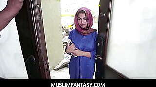 MuslimFantasy  -  Virgin Muslim Teen With Big Tits Creampie
