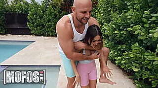 Violet Gems Gets A Taste Of JMac'_s Cock By The Pool Before They Go Inside For A Rough Fuck Session - Mofos