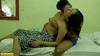 My Hot Sexy Girlfriend Coming! Plz go outside Now... Hot Hit Sex